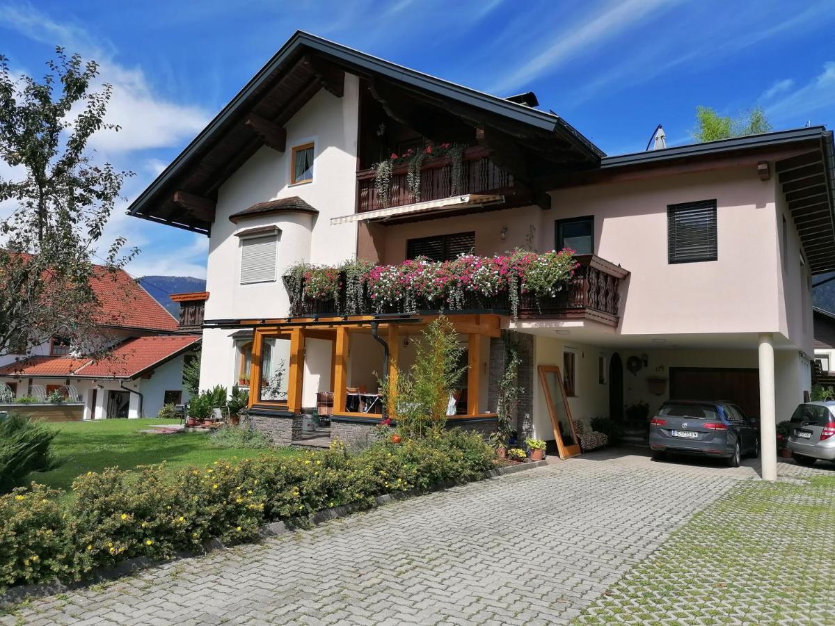 Nikolaus und Evelyn Astner, Ferienwohnungen Tröpolach Exterior foto